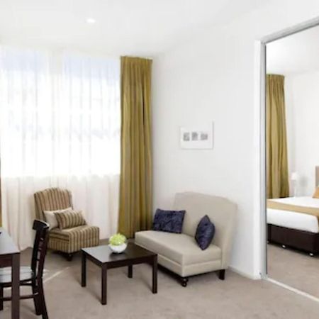 Quest Hamilton Serviced Apartments Екстер'єр фото