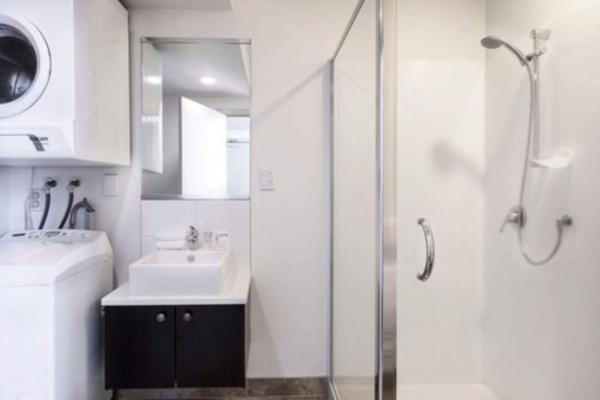Quest Hamilton Serviced Apartments Екстер'єр фото