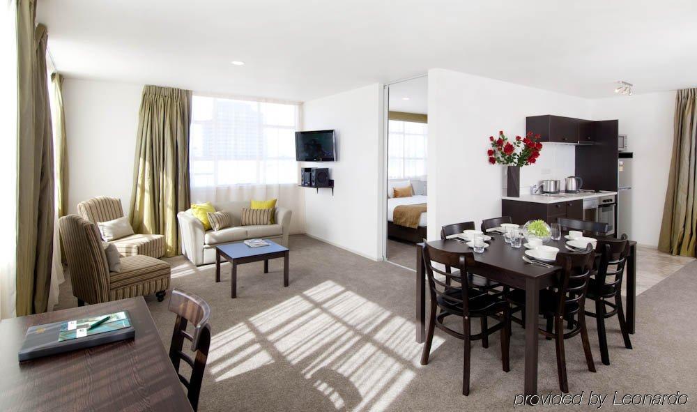 Quest Hamilton Serviced Apartments Екстер'єр фото