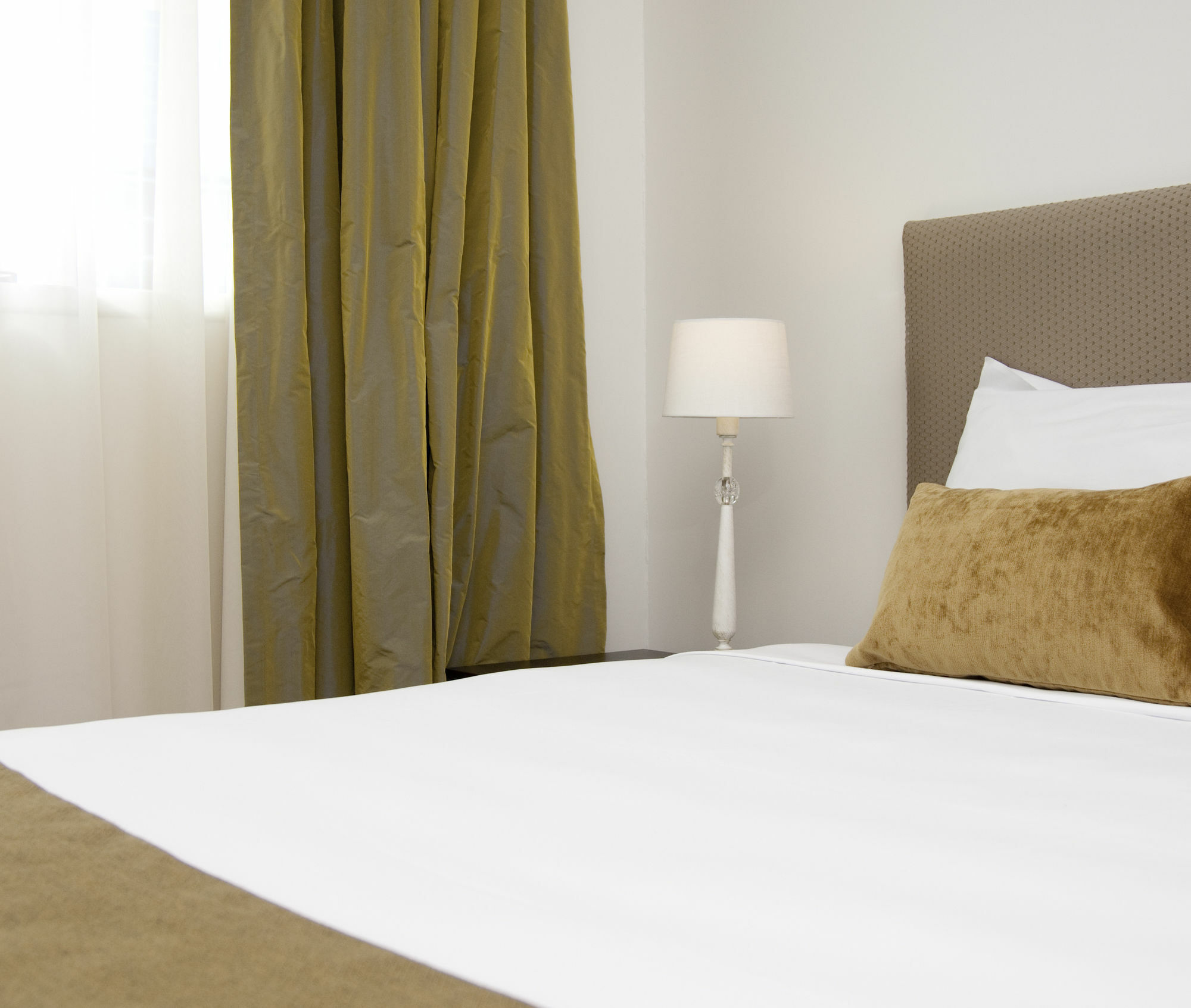 Quest Hamilton Serviced Apartments Екстер'єр фото
